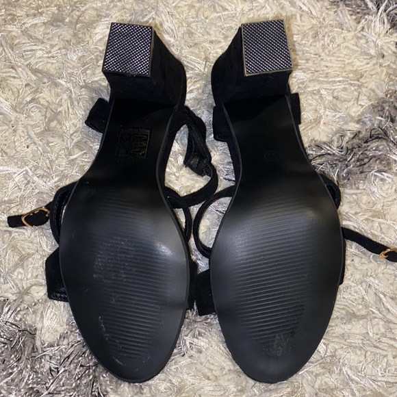 Shein - Picture 3 of 3